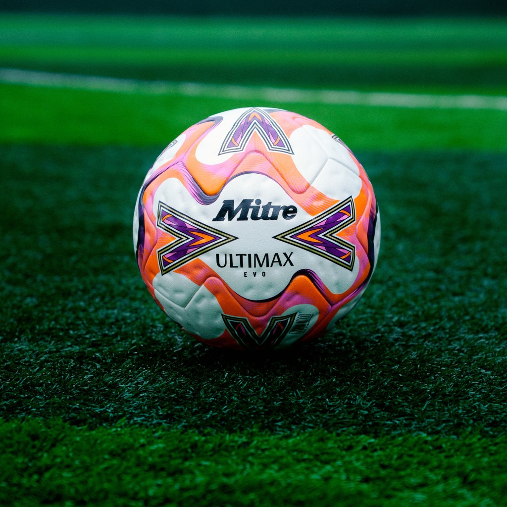 Mitre Ultimax Evo Football