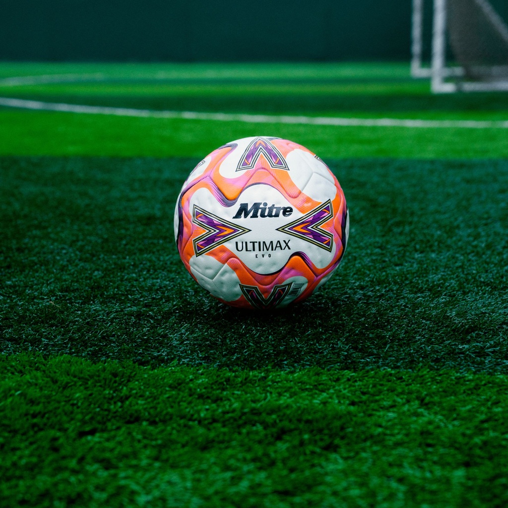 Mitre Ultimax Evo Football